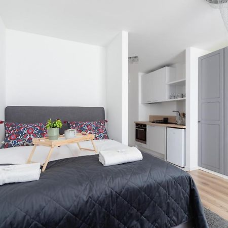 Elegant Pet-Friendly Studio In Krakow By Noclegi Renters Kültér fotó